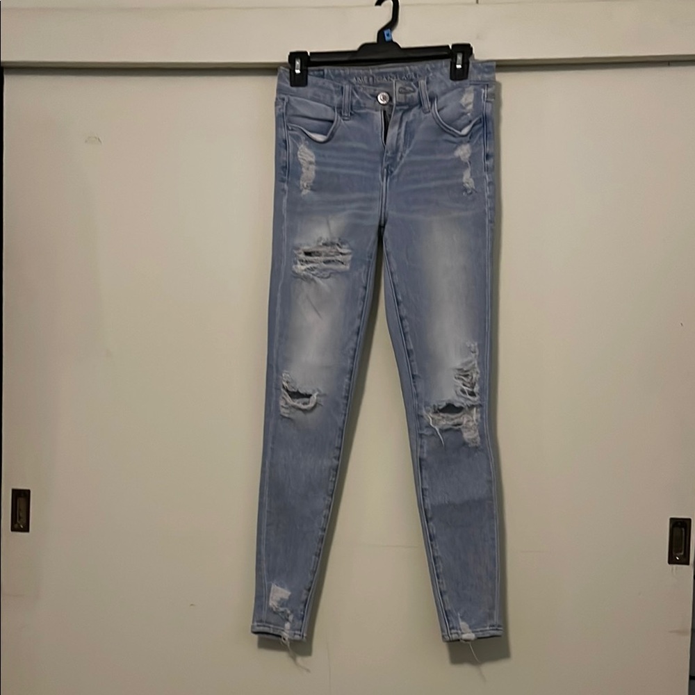 American Eagle Outfitters Light Blue Distressed Skinny Jeans